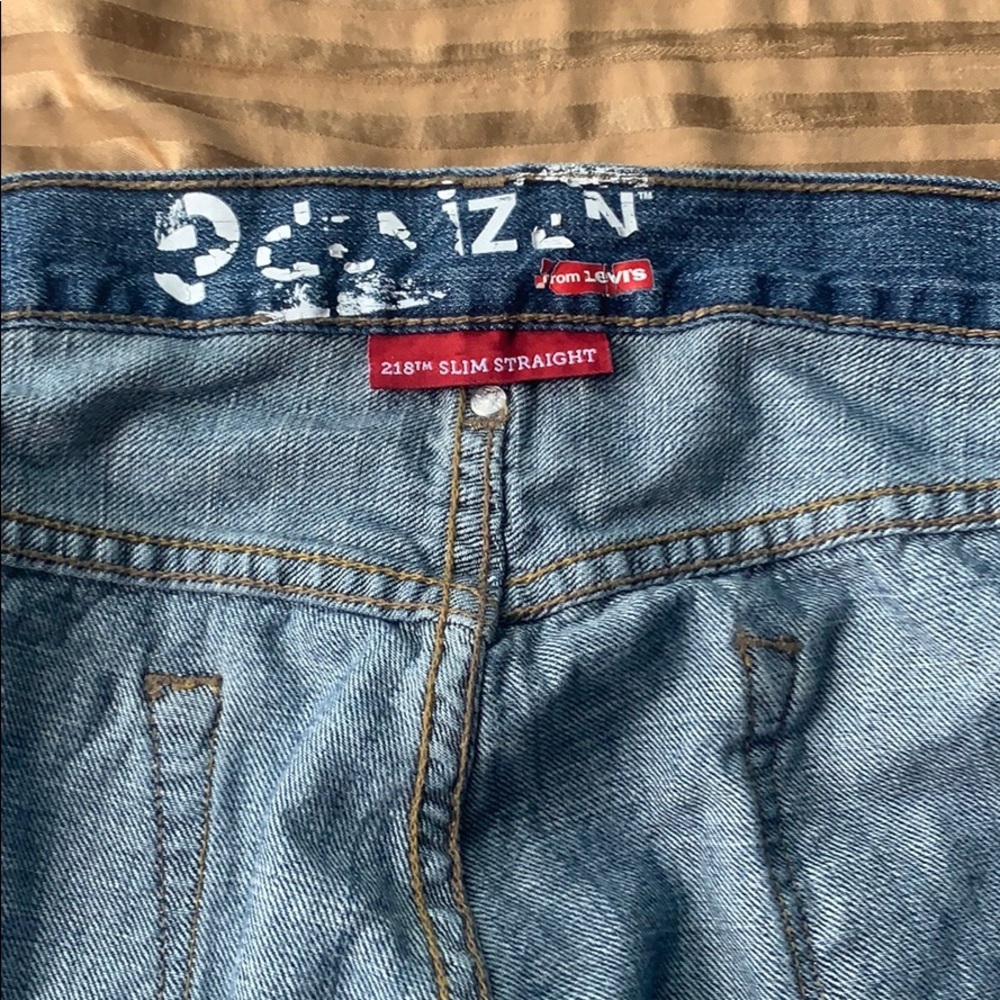 Levi jeans
